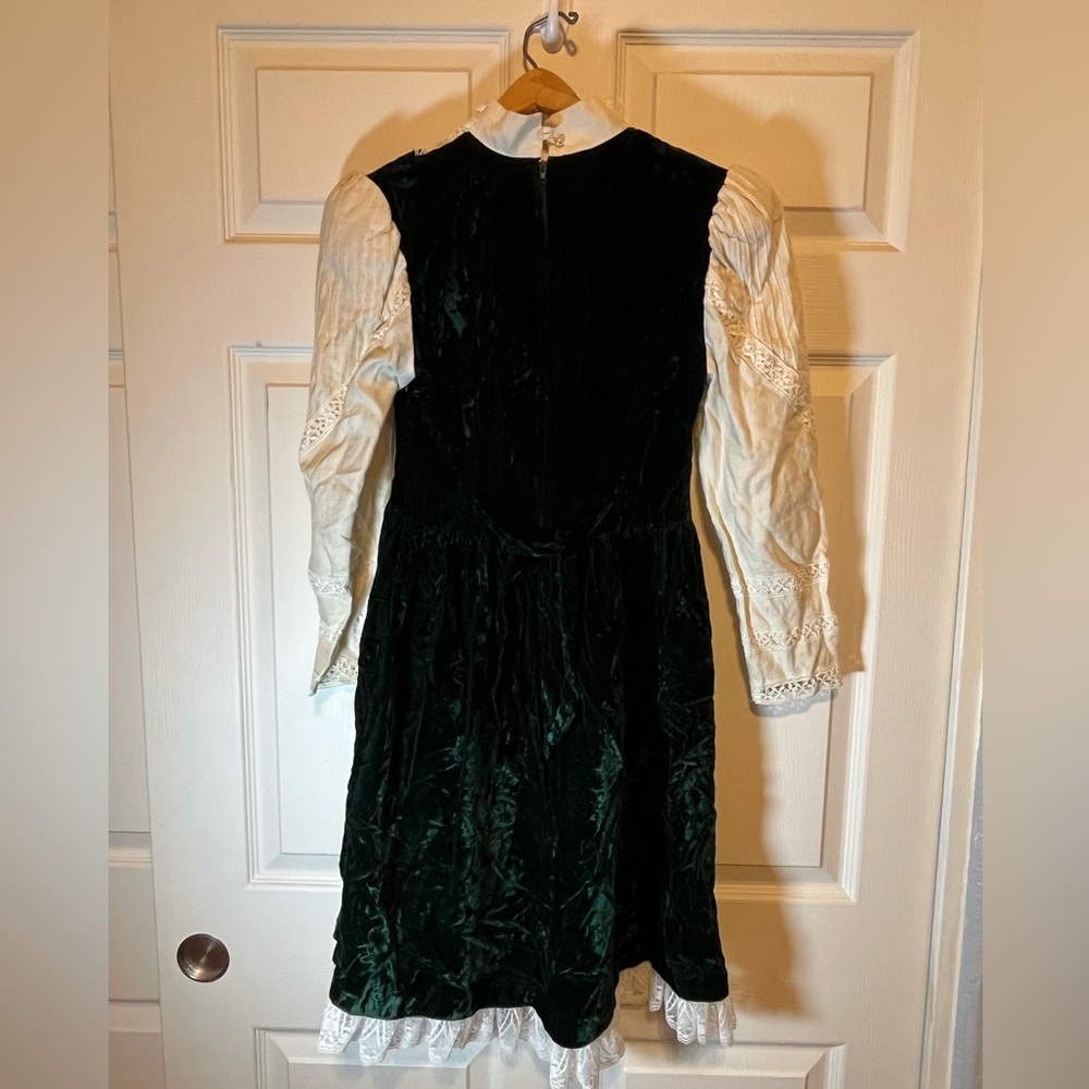 Gunne Sax Green Velvet Jump Dress with Cream Lace Blouse - Picture 6 of 15